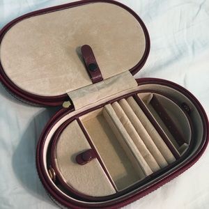Wolf Designs burgundy leather jewelry case